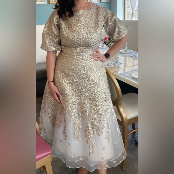 Stunning Teri Jon evening dress size 8 - Picture 2 of 3